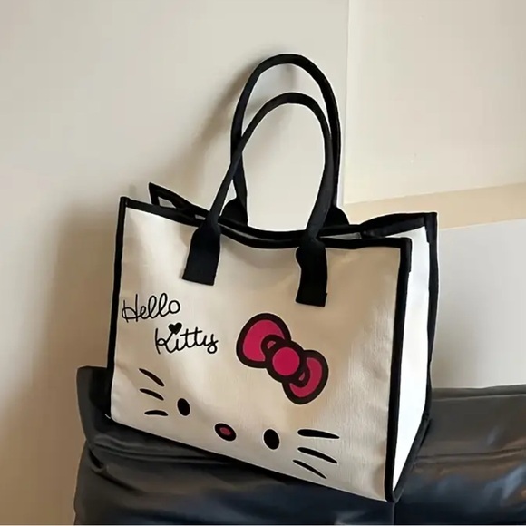 Hello Kitty Handbags - Hello Kitty tote bag